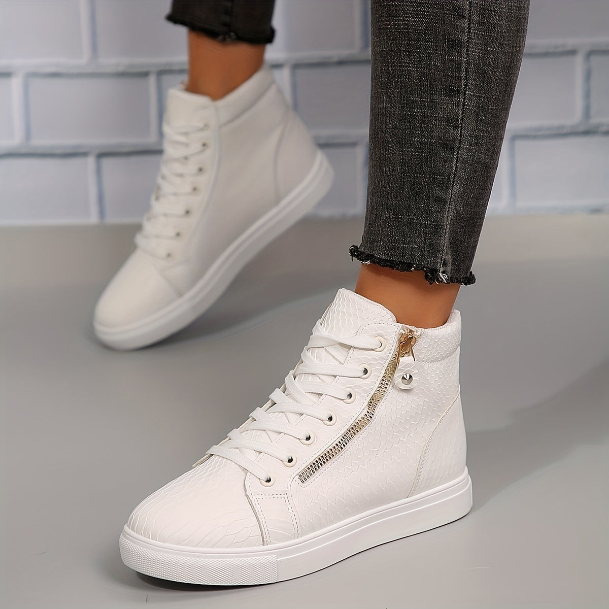 Nomi | Casual hoge sneakers voor dames met rits - stevig en modieus
