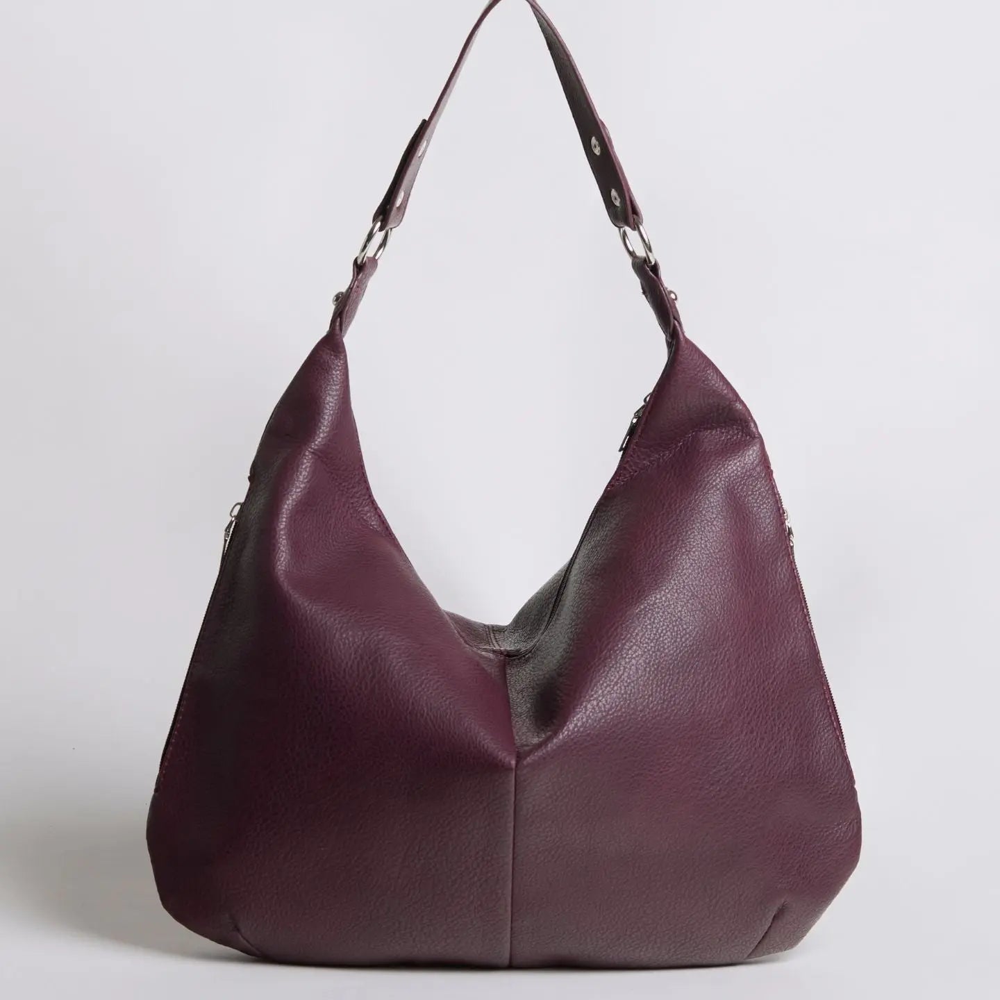 Kaia | Luxe Zwarte Leren Hobo Tas – Tijdloze Elegantie & Dagelijks Comfort